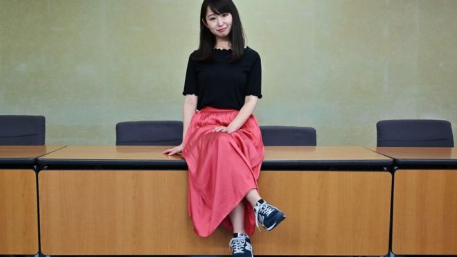 #KuToo: la rebelión de las mujeres en Japón contra la obligación de llevar los zapatos de tacón en el trabajo #KuToo: la rebelión de las mujeres en Japón contra la obligación de llevar los zapatos de tacón en el trabajo