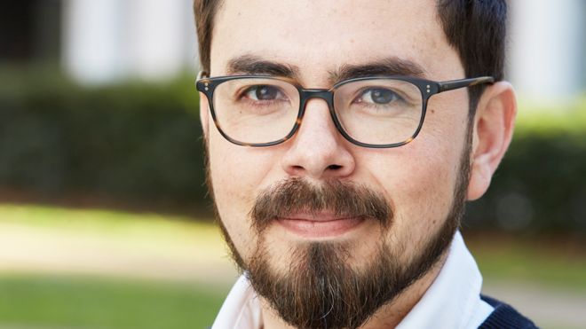 Inty Gronneberg, el ingeniero ecuatoriano premiado en el MIT por su tecnología para proteger del plástico a las islas Galápagos Inty Gronneberg, el ingeniero ecuatoriano premiado en el MIT por su tecnología para proteger del plástico a las islas Galápagos
