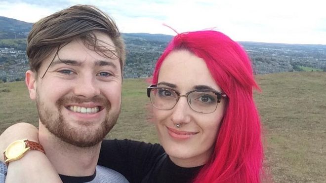 La experiencia de la pareja en la que se ensaya un pionero gel anticonceptivo masculino La experiencia de la pareja en la que se ensaya un pionero gel anticonceptivo masculino