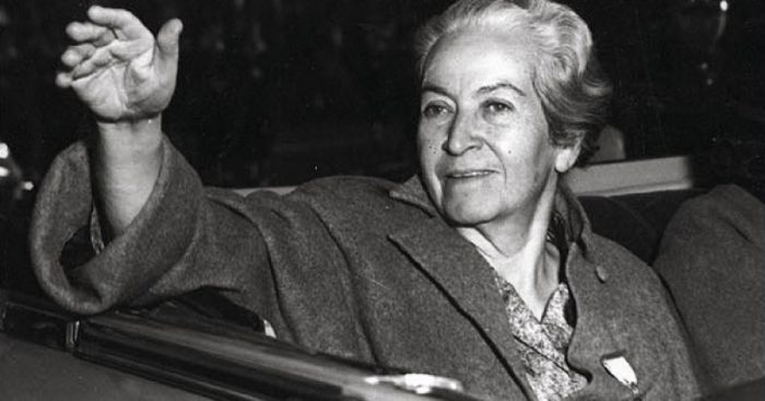 Coloquio “Mistral, una mujer política: A 130 años de su nacimiento” en Universidad de Valparaíso Coloquio “Mistral, una mujer política: A 130 años de su nacimiento” en Universidad de Valparaíso