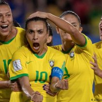 Futbolista brasileña rompe récords femeninos y masculinos
