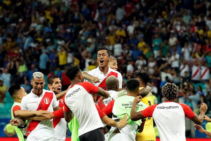Perú elimina a Uruguay en tanda de penales y jugará semifinal contra Chile en Copa América Perú elimina a Uruguay en tanda de penales y jugará semifinal contra Chile en Copa América