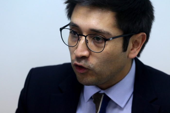 Diputado Calisto (DC) se abre a apoyar acusación contra Felipe Guevara: «Lo que ha hecho es una irresponsabilidad política grave» Diputado Calisto (DC) se abre a apoyar acusación contra Felipe Guevara: