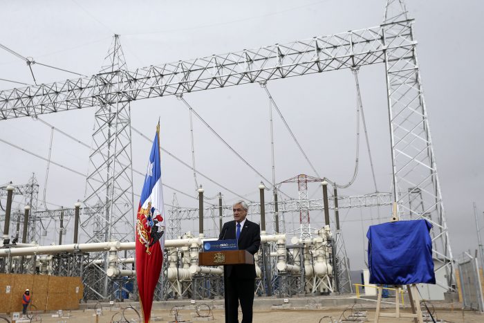 Piñera inaugura línea de transmisión que fortalece sistema eléctrico de Chile Piñera inaugura línea de transmisión que fortalece sistema eléctrico de Chile