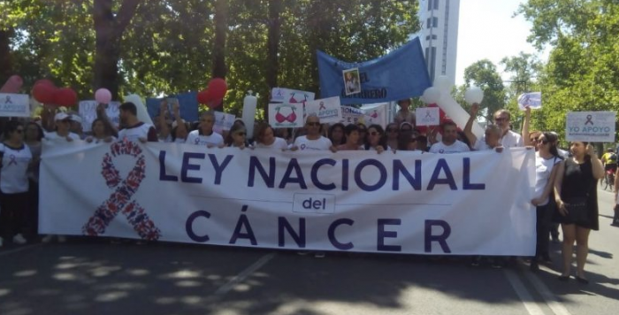 Sr. Piñera: usted puede financiar la Ley Nacional del Cáncer Sr. Piñera: usted puede financiar la Ley Nacional del Cáncer