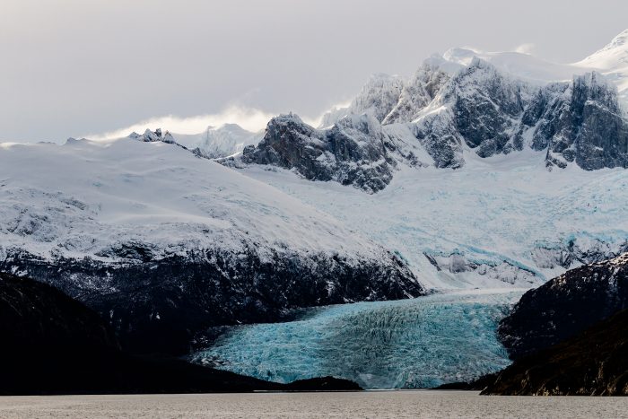 Primer estudio en su tipo en Chile analizó impactos del retroceso de glaciares en Cordillera de Darwin Primer estudio en su tipo en Chile analizó impactos del retroceso de glaciares en Cordillera de Darwin