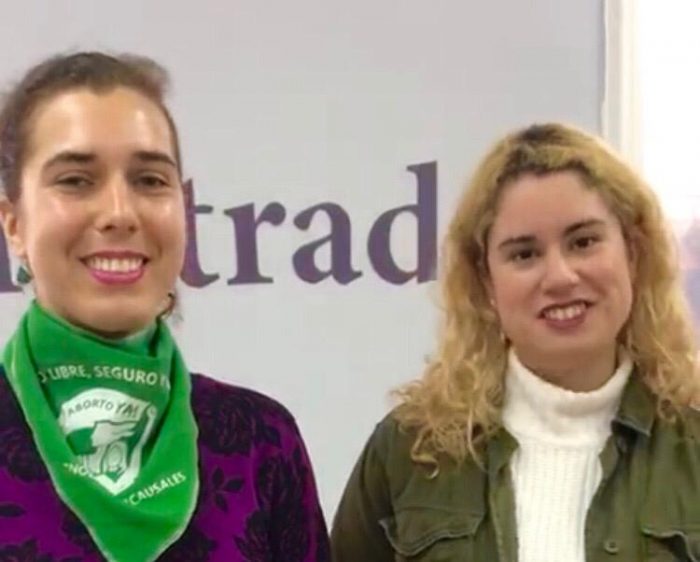 Daniela Henríquez y Constanza Cifuentes ante ataques lesbofóbicos: «Al hombre macho le molesta que no seamos productos para consumir” Daniela Henríquez y Constanza Cifuentes ante ataques lesbofóbicos: «Al hombre macho le molesta que no seamos productos para consumir”