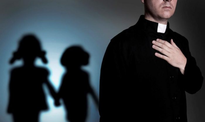 Detienen en Quillota a sacerdote acusado de abuso sexual contra niño de 14 años