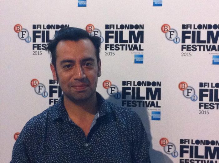 Cineasta chileno Roberto Anjari, colaborador de la Berlinale: “Chile es tan caro para estudiar, salía más a cuenta hacerlo en Alemania” Cineasta chileno Roberto Anjari, colaborador de la Berlinale: “Chile es tan caro para estudiar, salía más a cuenta hacerlo en Alemania”