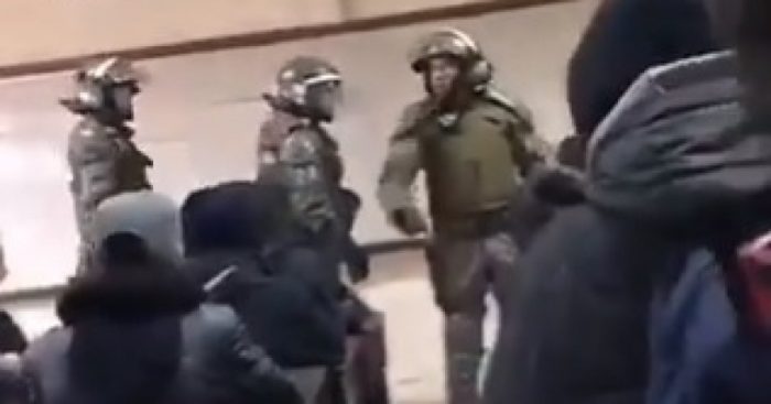 Alcalde de Santiago justifica el ingreso de Carabineros a las salas del Instituto Nacional: “Estaban persiguiendo a un delincuente” Alcalde de Santiago justifica el ingreso de Carabineros a las salas del Instituto Nacional: “Estaban persiguiendo a un delincuente”