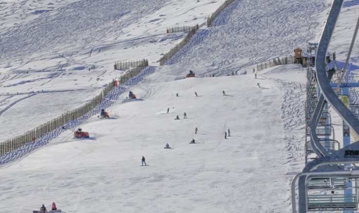 El Colorado adelanta temporada 2019 con apertura de pista Pingüino El Colorado adelanta temporada 2019 con apertura de pista Pingüino