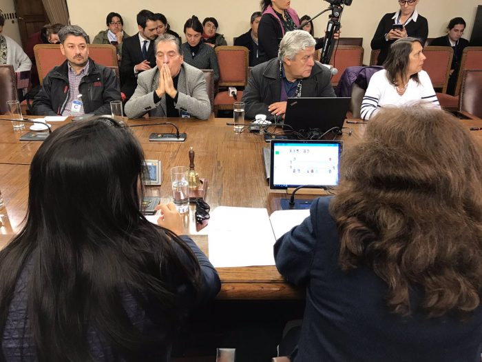 Paro de profesores: Ministra Cubillos dejó “plantada” a la Comisión de Educación convocada para buscar una salida al conflicto Paro de profesores: Ministra Cubillos dejó “plantada” a la Comisión de Educación convocada para buscar una salida al conflicto