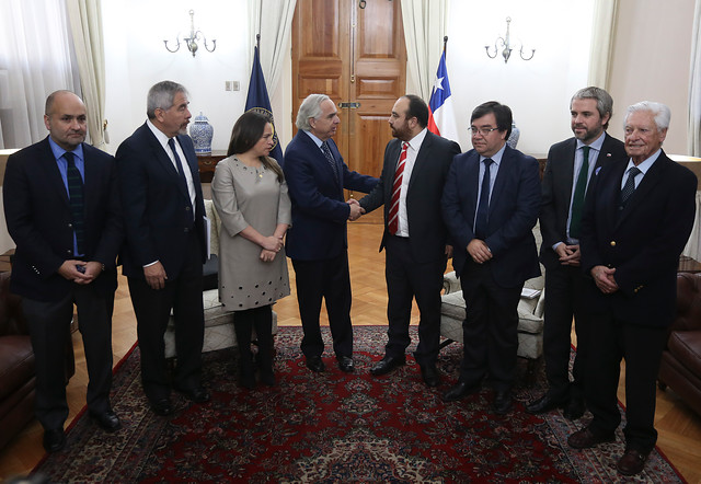 DC pide al Gobierno que se ordene y priorice: “Tantas megas reformas pueden leerse como un voladero de luces” DC pide al Gobierno que se ordene y priorice: “Tantas megas reformas pueden leerse como un voladero de luces”
