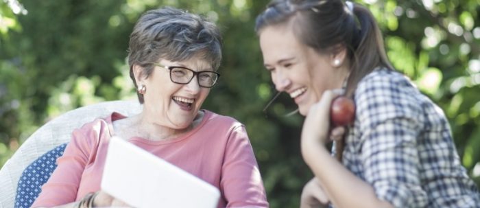 “Piensa en Grandes”: el primer fondo de innovación social con foco en los adultos mayores “Piensa en Grandes”: el primer fondo de innovación social con foco en los adultos mayores