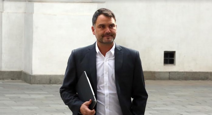 Javier Macaya celebra rebaja de parlamentarios: “La bancada de la UDI está contenta” Javier Macaya celebra rebaja de parlamentarios: “La bancada de la UDI está contenta”