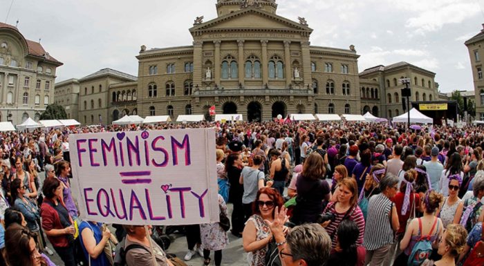 Multitudinaria protesta por la igualdad de género se tomó las calles de Suiza Multitudinaria protesta por la igualdad de género se tomó las calles de Suiza