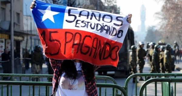 El hoyo negro del CAE: deuda de estudiantes asciende a 7.657 millones de dólares El hoyo negro del CAE: deuda de estudiantes asciende a 7.657 millones de dólares
