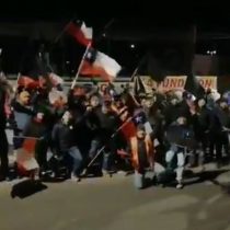 Con banderas y petardos: así comenzó la huelga en Chuquicamata