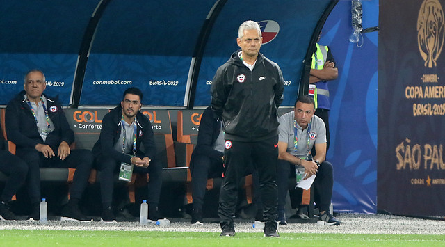 Reinaldo Rueda se resigna contra el VAR que hizo sufrir a Chile: «Hay que acostumbrarse a que quite espontaneidad» Reinaldo Rueda se resigna contra el VAR que hizo sufrir a Chile:
