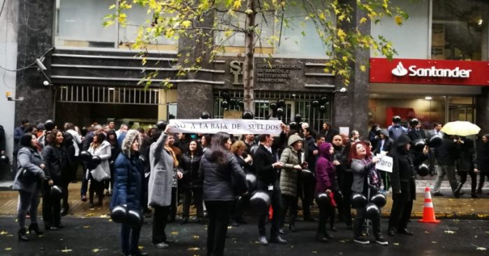 Siguen las movilizaciones por la integración de la Superintendencia de Bancos con la CMF Siguen las movilizaciones por la integración de la Superintendencia de Bancos con la CMF