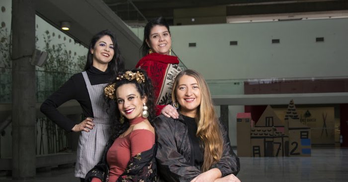 Ciclo de cantautoras chilena “Hora Sonora: Música por Mujeres” en Centro Cultural La Moneda Ciclo de cantautoras chilena “Hora Sonora: Música por Mujeres” en Centro Cultural La Moneda