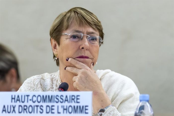 Bachelet le envía un mensaje a Maduro tras el informe de la ONU: “Los venezolanos merecen una vida mejor y libre de miedo” Bachelet le envía un mensaje a Maduro tras el informe de la ONU: