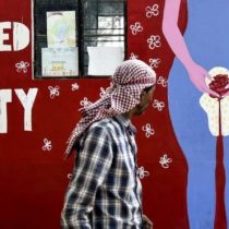 Las mujeres que se extirpan el útero por el estigma de la menstruación