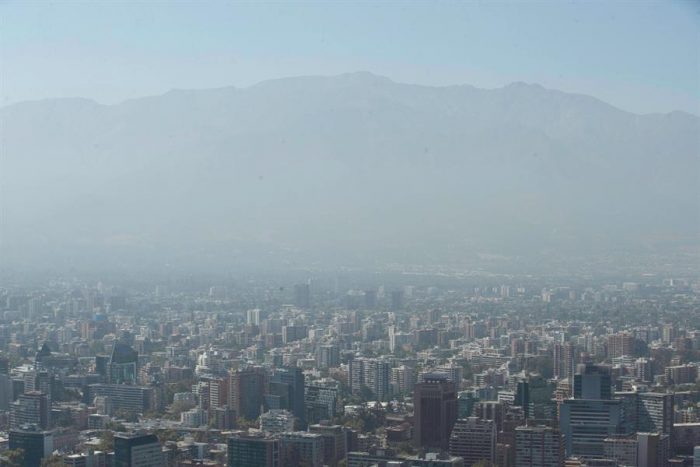 Santiago vive su novena preemergencia ambiental por mala calidad del aire Santiago vive su novena preemergencia ambiental por mala calidad del aire
