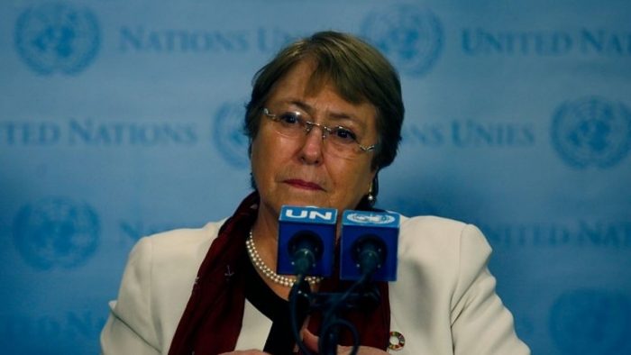 Bachelet emplaza a Bolsonaro a que detenga invasión a territorios indígenas que terminó con un fallecido Bachelet emplaza a Bolsonaro a que detenga invasión a territorios indígenas que terminó con un fallecido