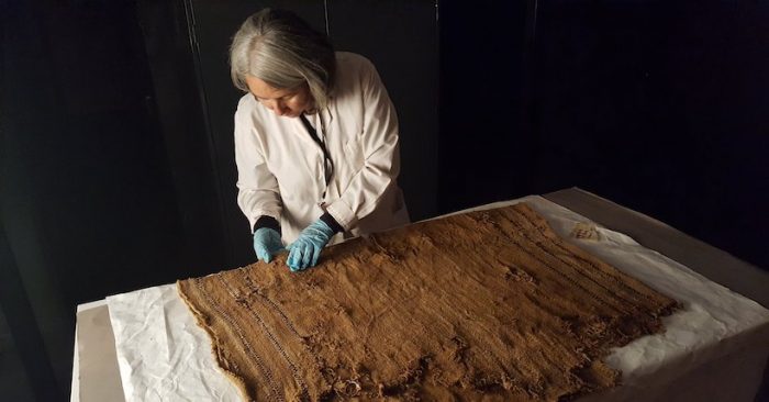 “Un café con Valparaíso: ciencia y vida cotidiana”: Estudio de textiles en y materias primas vegetales en Museo de Historia Natural de Valparaíso “Un café con Valparaíso: ciencia y vida cotidiana”: Estudio de textiles en y materias primas vegetales en Museo de Historia Natural de Valparaíso