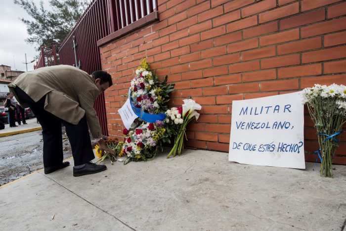 Envían a prisión a dos agentes por muerte de un militar detenido en Venezuela Envían a prisión a dos agentes por muerte de un militar detenido en Venezuela