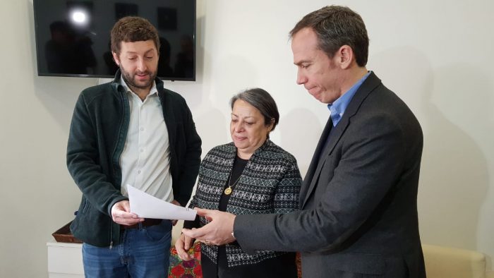 Diputados UDI piden al INDH que se querelle contra responsables de atentado en comisaría de Huechuraba Diputados UDI piden al INDH que se querelle contra responsables de atentado en comisaría de Huechuraba