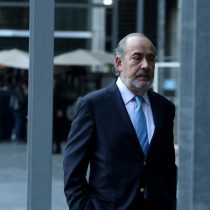 Tribunal cambia prisión preventiva por arresto domiciliario a exdirector de finanzas procesado por el fraude en Carabineros