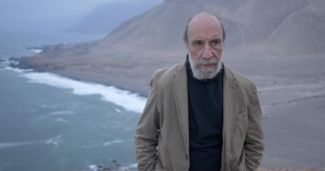 Zurita y «Sobre la noche el cielo y al final el mar»: una experiencia catártica Zurita y