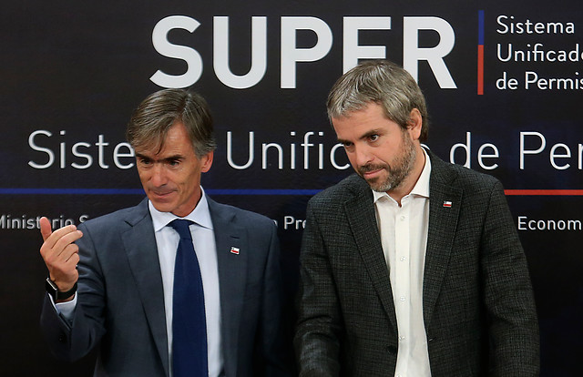 Blumel refuta a Valente: “Los ministros estamos en nuestros cargos porque hacemos bien o no nuestro trabajo” Blumel refuta a Valente: “Los ministros estamos en nuestros cargos porque hacemos bien o no nuestro trabajo”