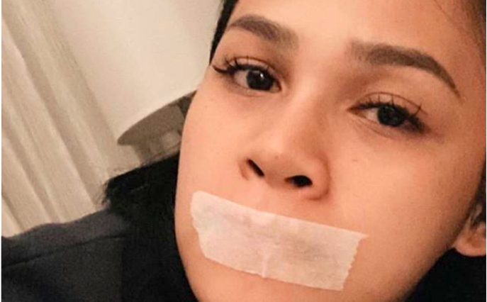 Buteyko: ¿por qué esta mujer duerme con la boca tapada con una cinta adhesiva? Buteyko: ¿por qué esta mujer duerme con la boca tapada con una cinta adhesiva?
