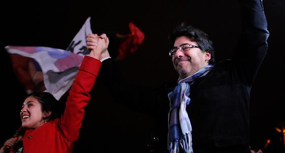 Episodio Jadue hace crujir la disciplina comunista: Cariola apela a un proceso de transformación del partido “con mirada de futuro” Episodio Jadue hace crujir la disciplina comunista: Cariola apela a un proceso de transformación del partido “con mirada de futuro”