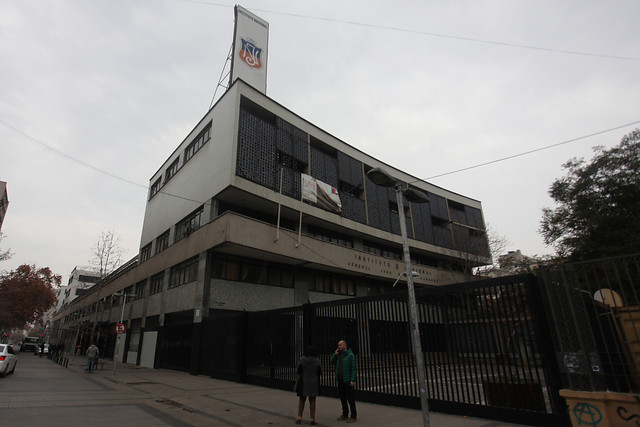 Red de investigadores en educación critica el “simplismo efectista” del debate sobre el Instituto Nacional Red de investigadores en educación critica el “simplismo efectista” del debate sobre el Instituto Nacional
