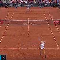 El punto que le dio la victoria a Jarry sobre Delbonis para meterse en la final por su primer título ATP 