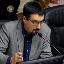 El directo llamado del senador Latorre a Piñera para solucionar el paro docente