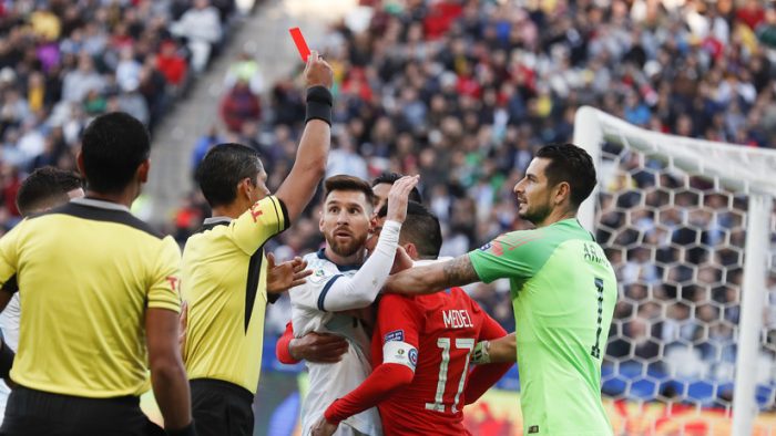 Argentina preocupada: Lionel Messi podría ser suspendido por dos años tras críticas a la Conmebol Argentina preocupada: Lionel Messi podría ser suspendido por dos años tras críticas a la Conmebol