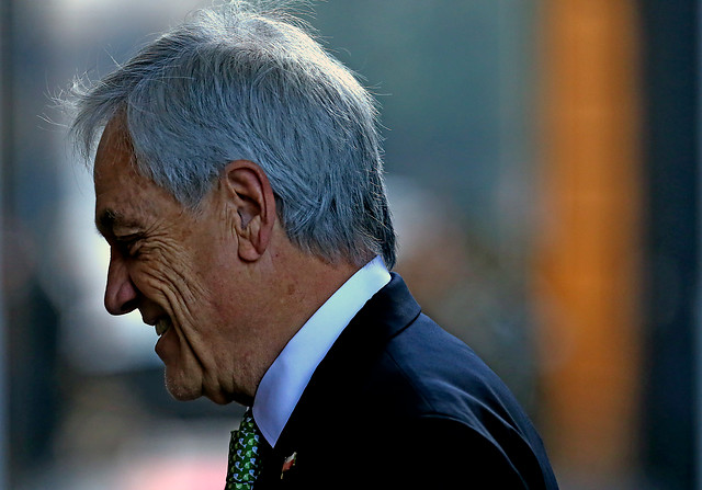 Cadem: Piñera baja dos puntos y la carrera presidencial es liderada por Lavín y Beatriz Sánchez Cadem: Piñera baja dos puntos y la carrera presidencial es liderada por Lavín y Beatriz Sánchez
