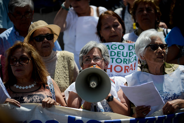 “Es inmoral prolongar esta agonía”: diputada Ximena Ossandón pide solucionar la deuda histórica a profesores “Es inmoral prolongar esta agonía”: diputada Ximena Ossandón pide solucionar la deuda histórica a profesores