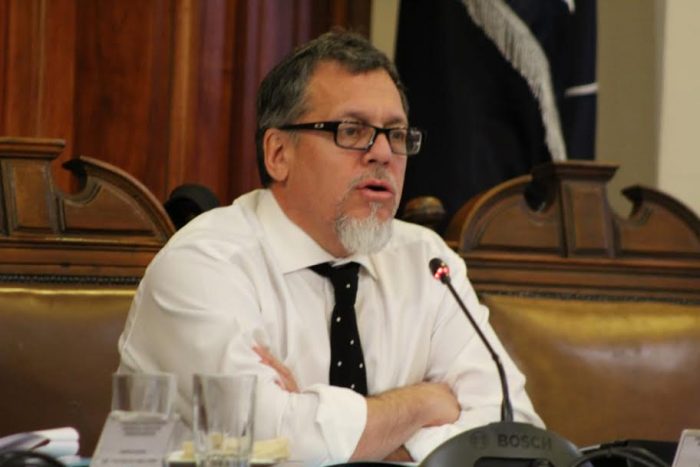 “El Gobierno se tomó con liviandad los efectos de la guerra comercial”: Lagos Weber insiste con envío de ley corta tributaria “El Gobierno se tomó con liviandad los efectos de la guerra comercial”: Lagos Weber insiste con envío de ley corta tributaria