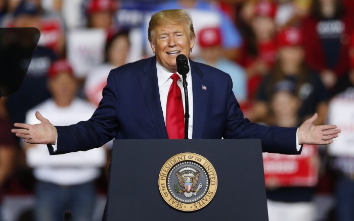 Trump tiene interés en comprarle Groenlandia a Dinamarca, según medios EE.UU. Trump tiene interés en comprarle Groenlandia a Dinamarca, según medios EE.UU.