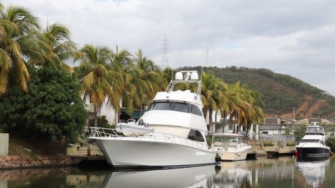 Crisis en Venezuela: la vida en El Morro, una “burbuja” de casas de lujo y yates que sobrevive al deterioro del país Crisis en Venezuela: la vida en El Morro, una