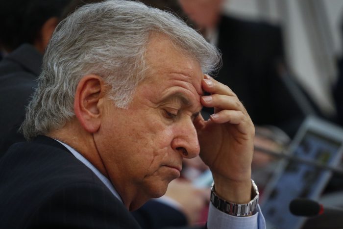 Medidas drásticas: ministro de Hacienda pide a adultos mayores que «recen para que se solucione la guerra comercial» Medidas drásticas: ministro de Hacienda pide a adultos mayores que