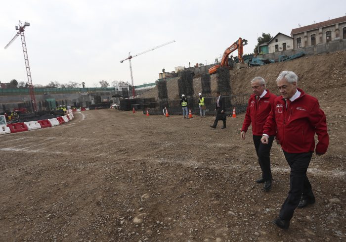 Presidente Piñera anuncia la construcción de un nuevo hospital en Colina Presidente Piñera anuncia la construcción de un nuevo hospital en Colina