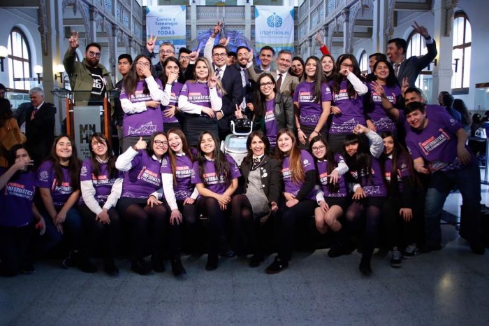 Semana Ingeniosas: el proyecto que combate la brecha de género desde la adolescencia Semana Ingeniosas: el proyecto que combate la brecha de género desde la adolescencia