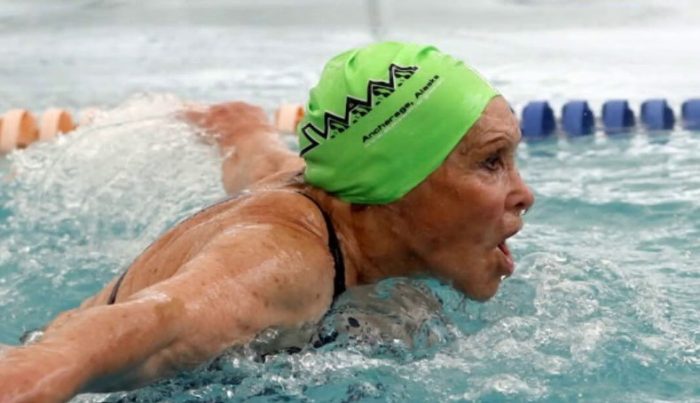 “Piscina Eliana Busch Herrera”: el homenaje a la nadadora y campeona nacional de 84 años “Piscina Eliana Busch Herrera”: el homenaje a la nadadora y campeona nacional de 84 años